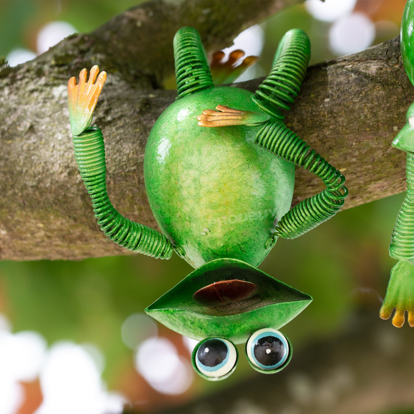 Set of 2 Fence Hanging Metal Frog Ornaments