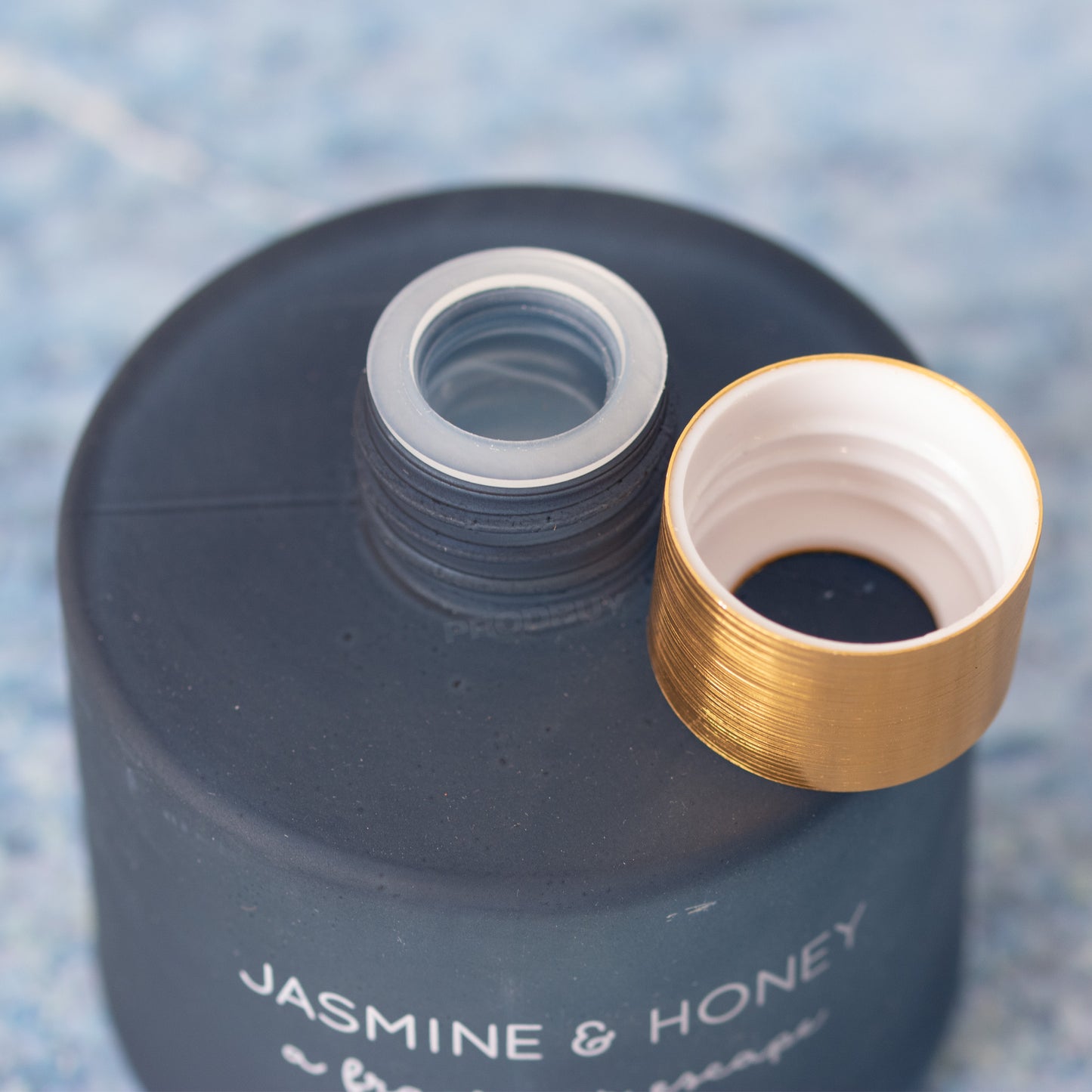 Jasmine & Honey Scented 150ml Reed Diffuser Bottle