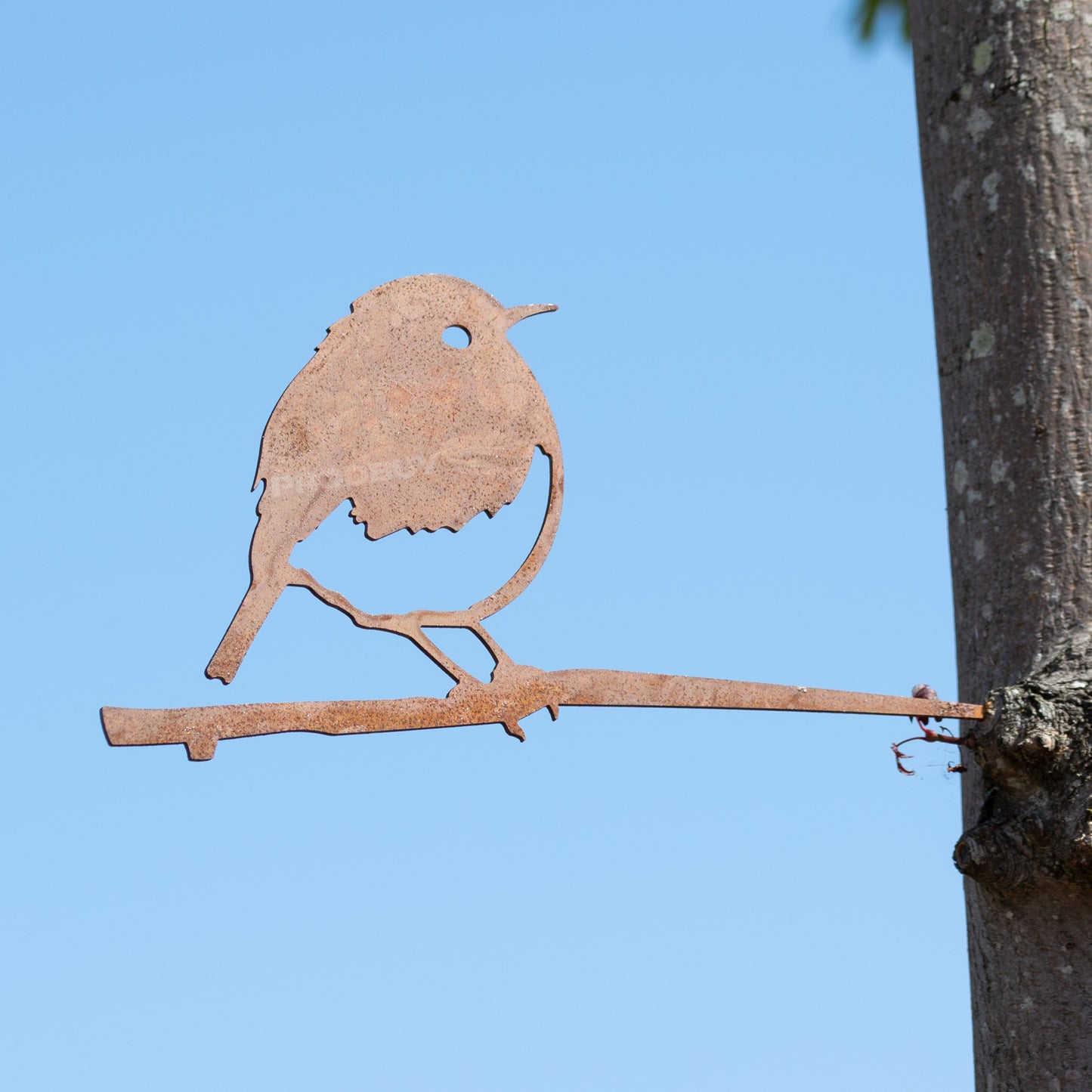 Metal Robin on Spike Garden Decoration