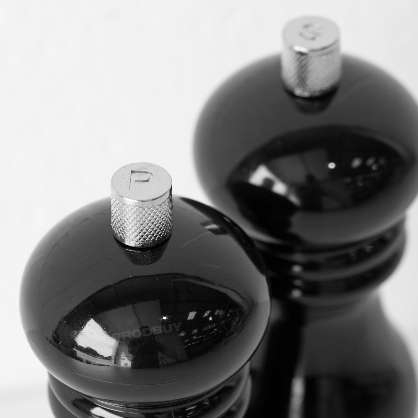 Set of 2 Black Salt & Pepper Grinder Mills