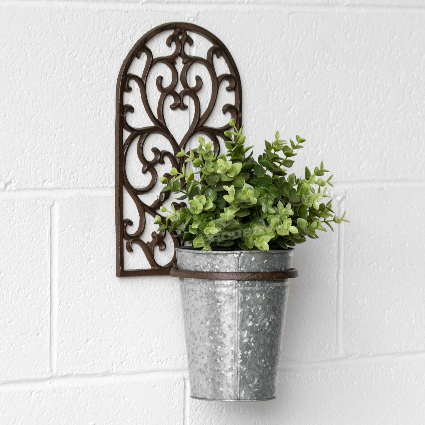 Cast Iron Wall Mounted Garden Plant Pot Holder