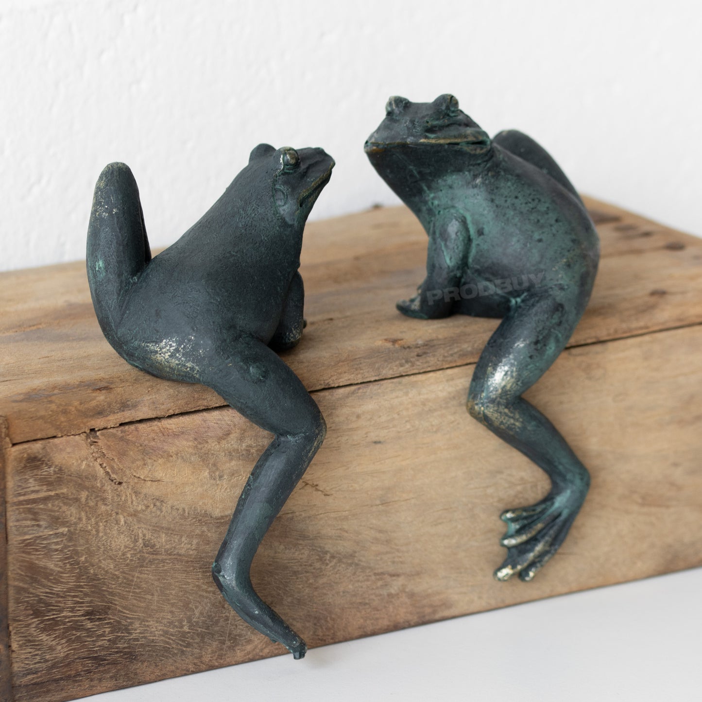 Set of 2 Climbing Frogs Sitting Sculptures Shelf Sitters