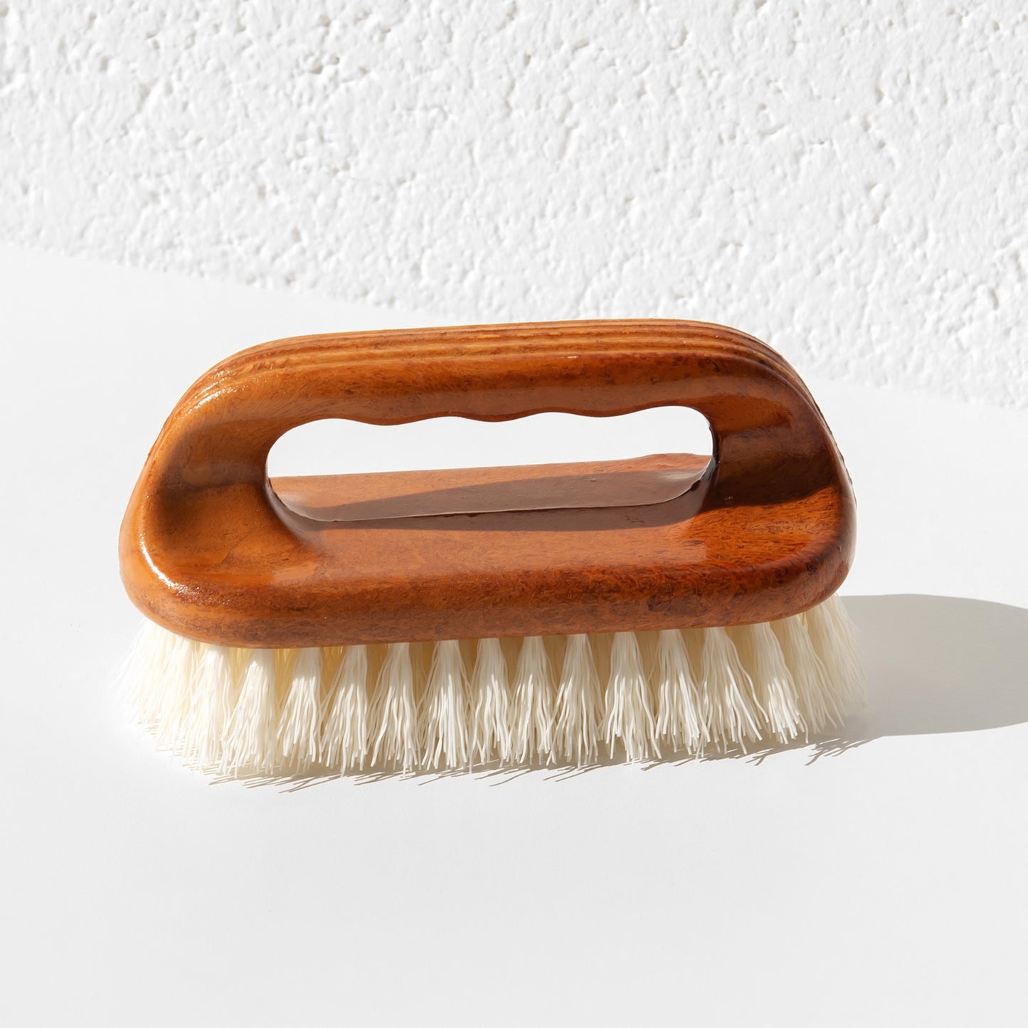 Set of 3 Wood Effect Scrubbing Brushes with Handles