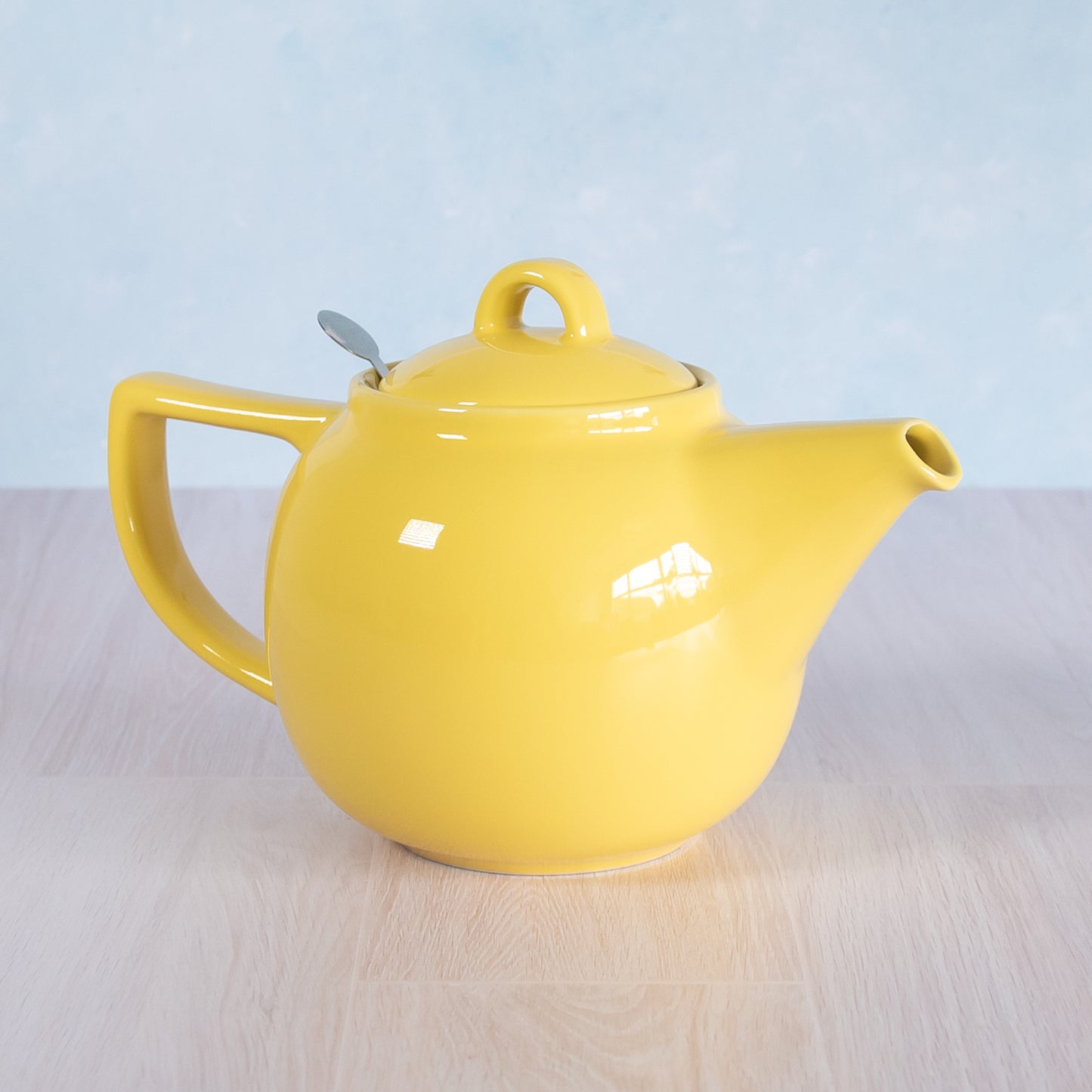 800ml Ceramic Teapot with Stainless Steel Infuser