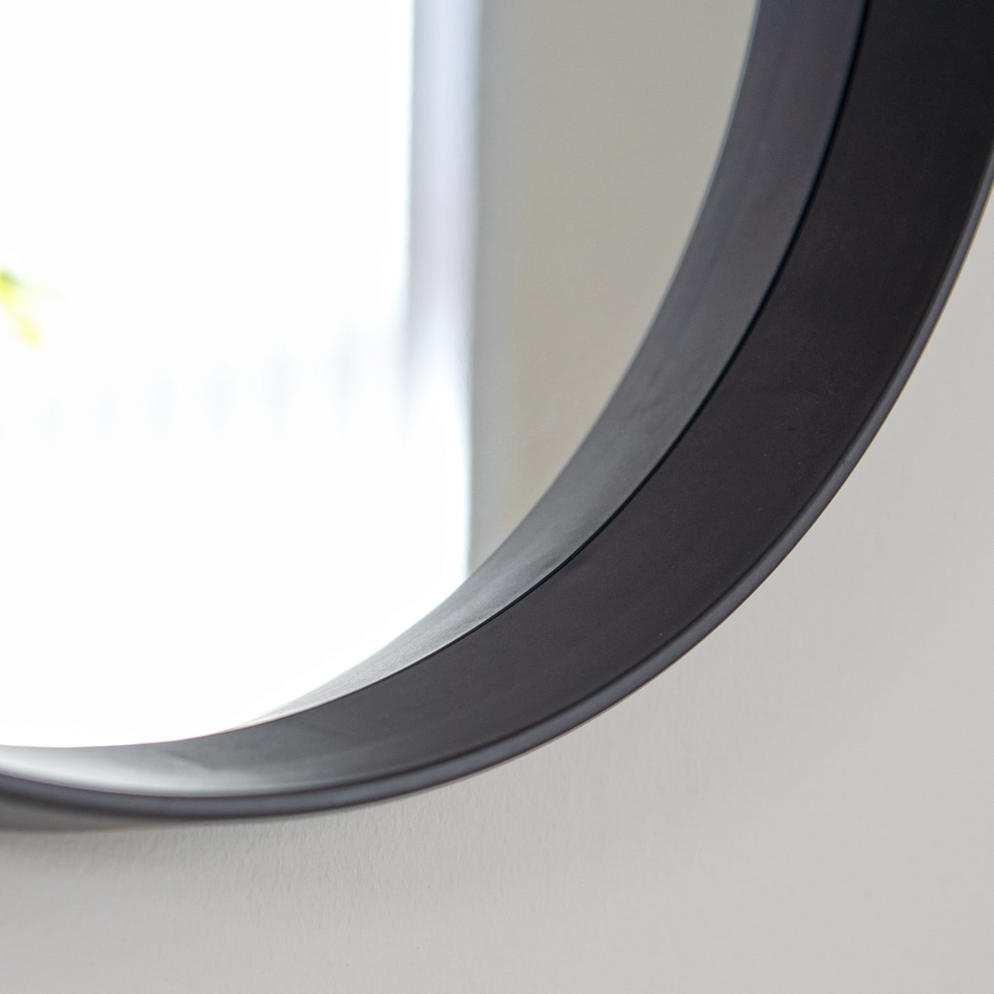 52cm Large Round Wall Mirror with Faux Leather Strap