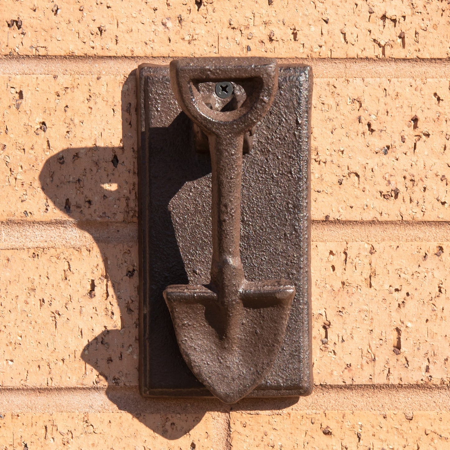 Vintage Style Cast Iron Door Knocker with Spade Shape