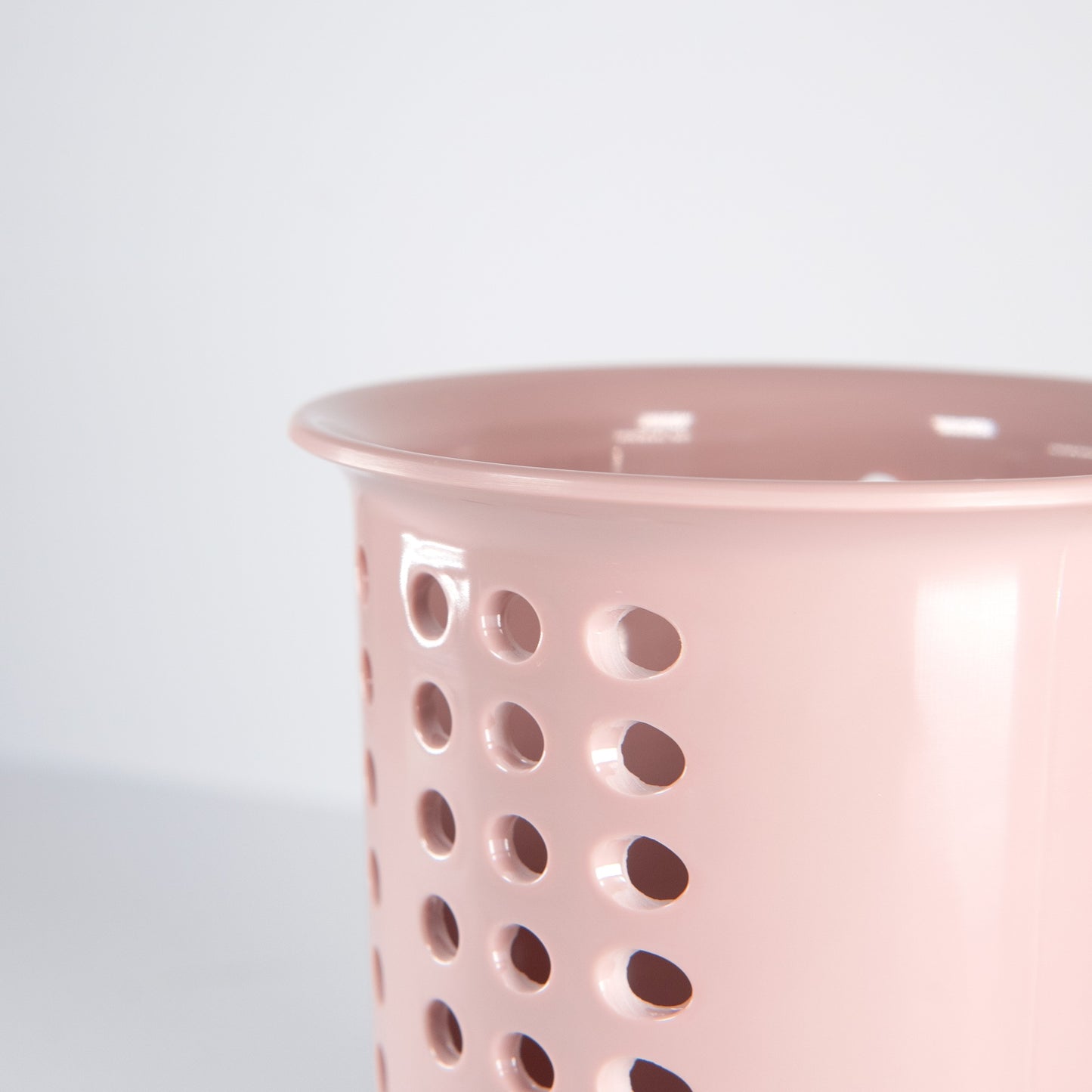 Pastel Pink Melamine Cutlery Drainer Caddy