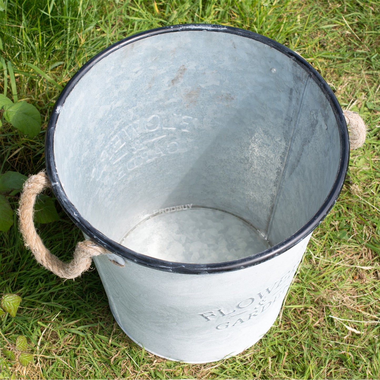 Set of 3 Round Retro Metal Garden Planters