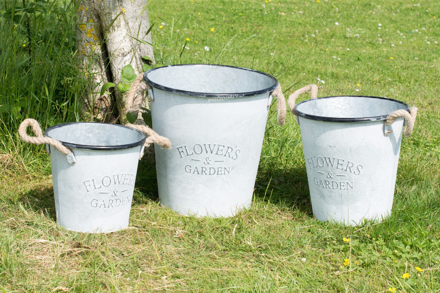 Set of 3 Round Retro Metal Garden Planters