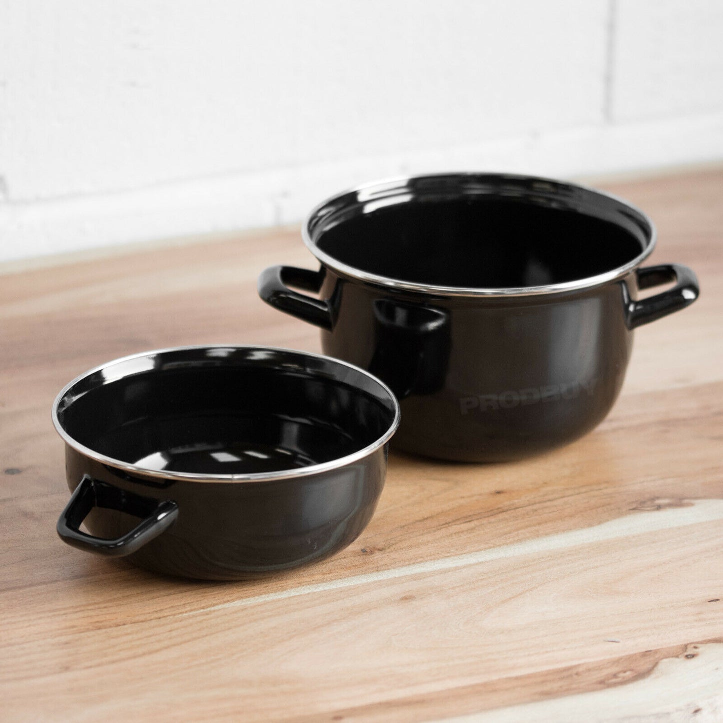Black 2 Litre Enamel Mussels Steamer Pot with Lid