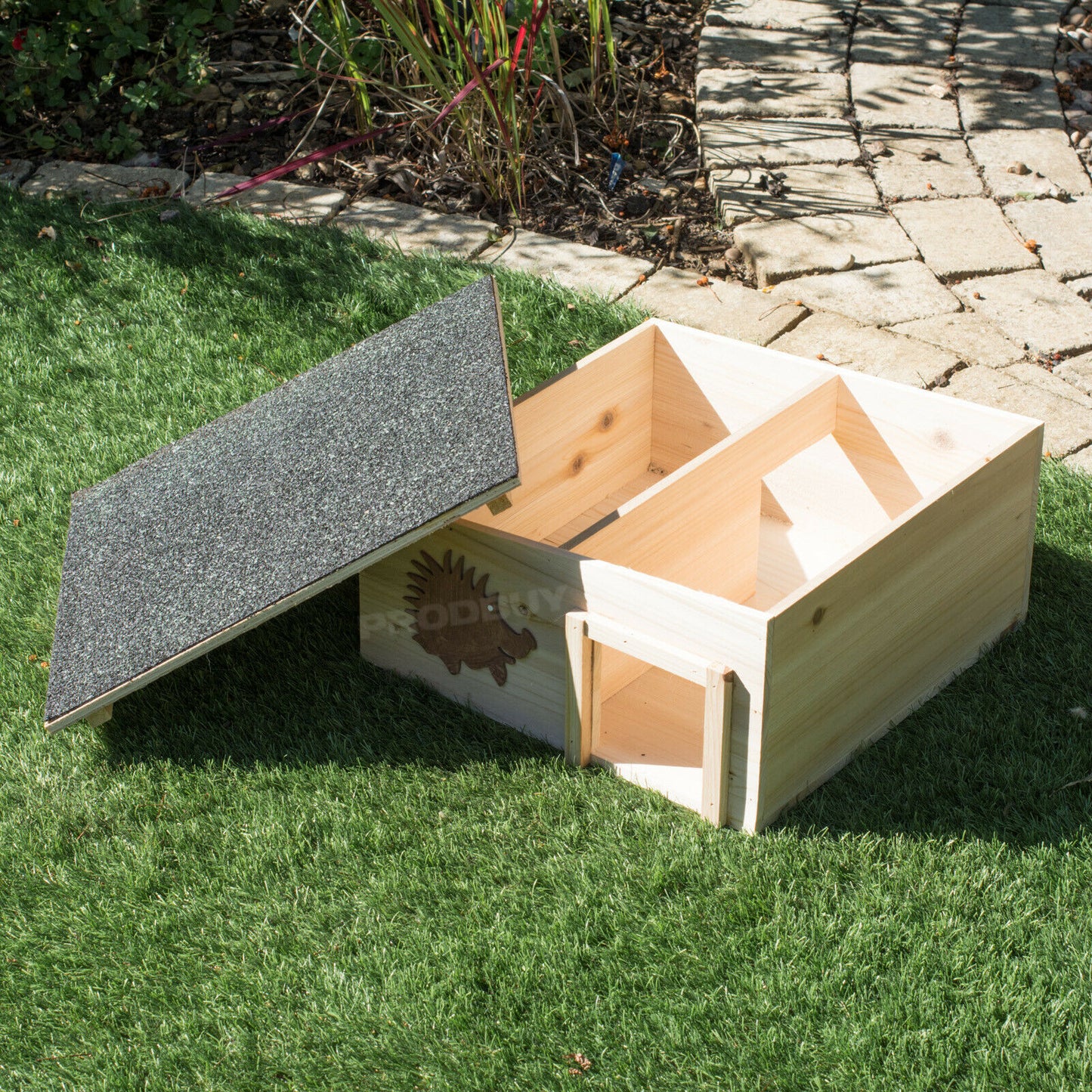 Felt Roof Wooden Hedgehog House Shelter Hibernation Habitat Nesting Home Box