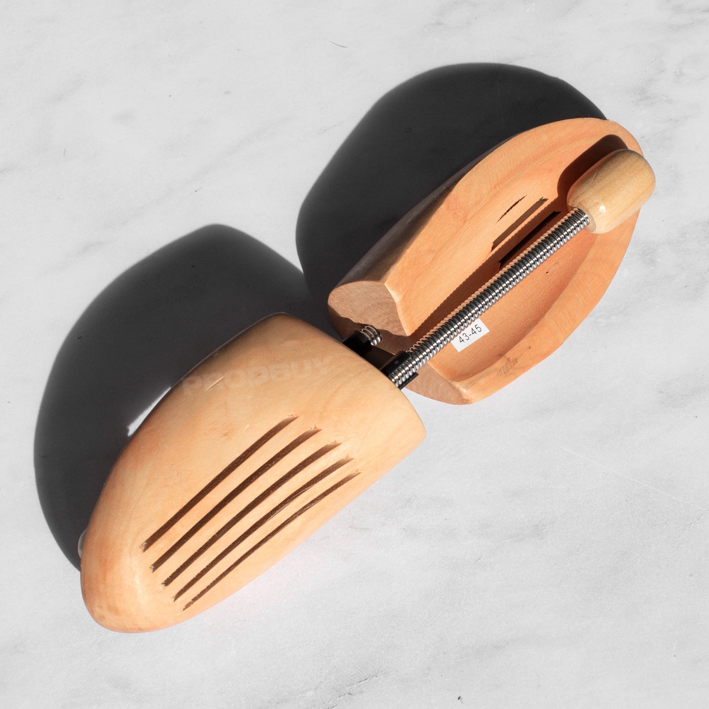 Wooden Shoe Trees with Size UK - 9 / 10.5 (EU - 43 / 45)