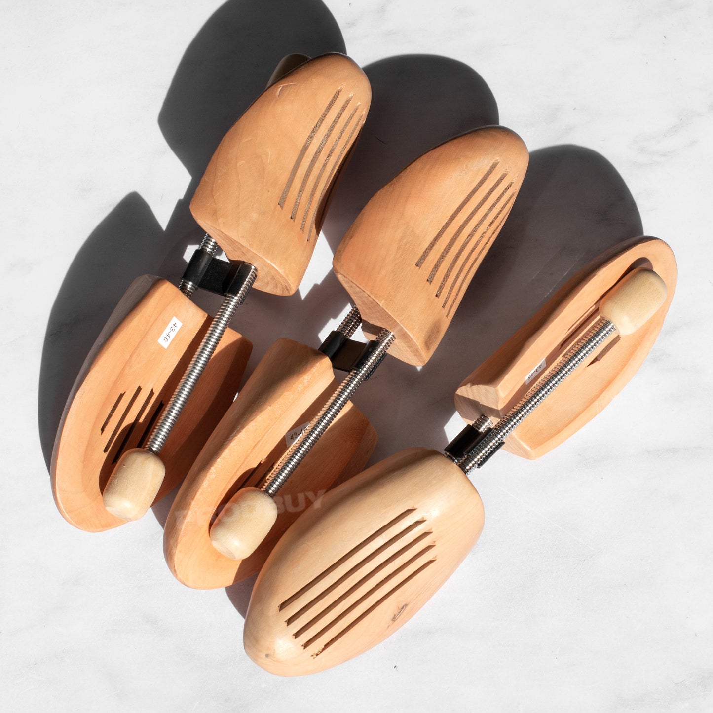 Wooden Shoe Trees with Size UK - 9 / 10.5 (EU - 43 / 45)
