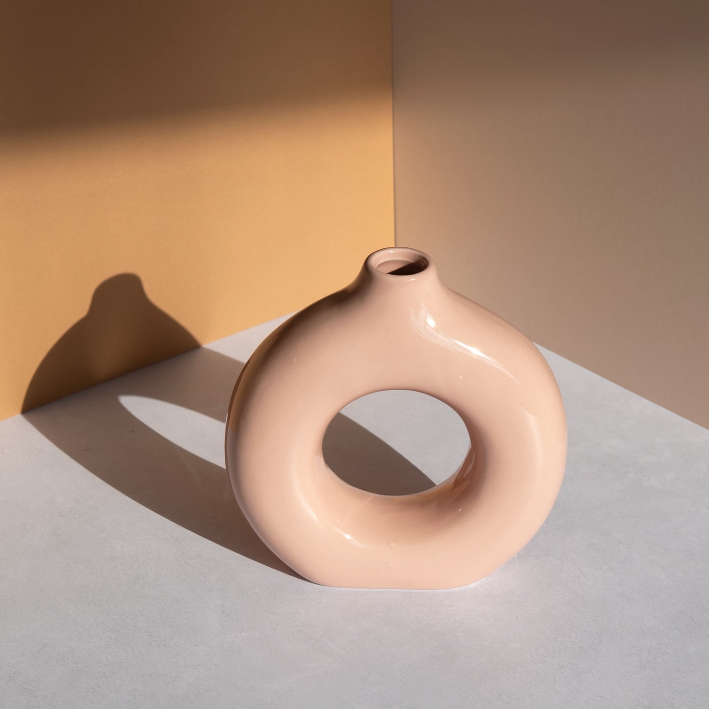 18cm Ceramic Doughnut Vase - Pale 'Nude' Pink