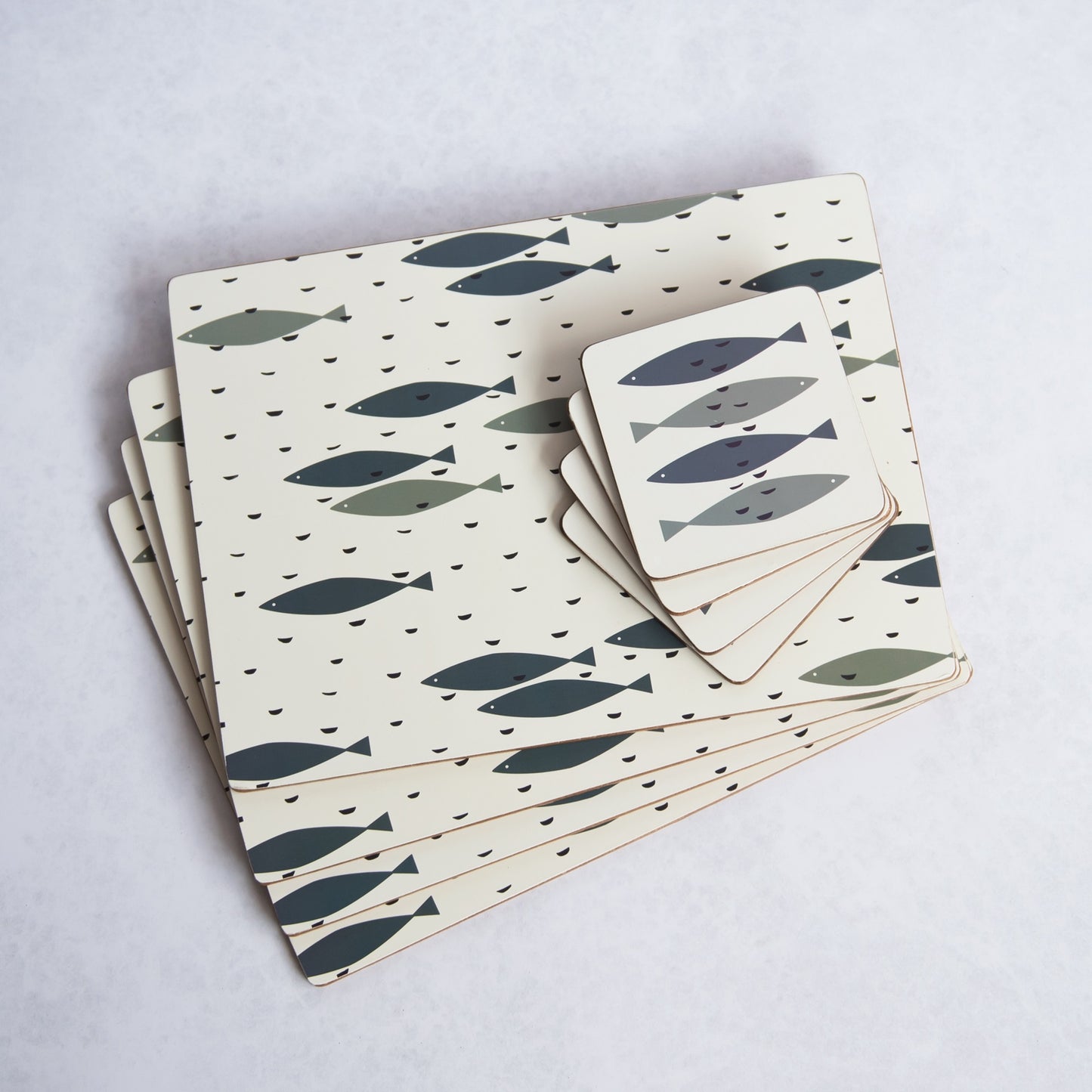 Set of 4 Place Mats and Coasters - Maritime Fish Pattern