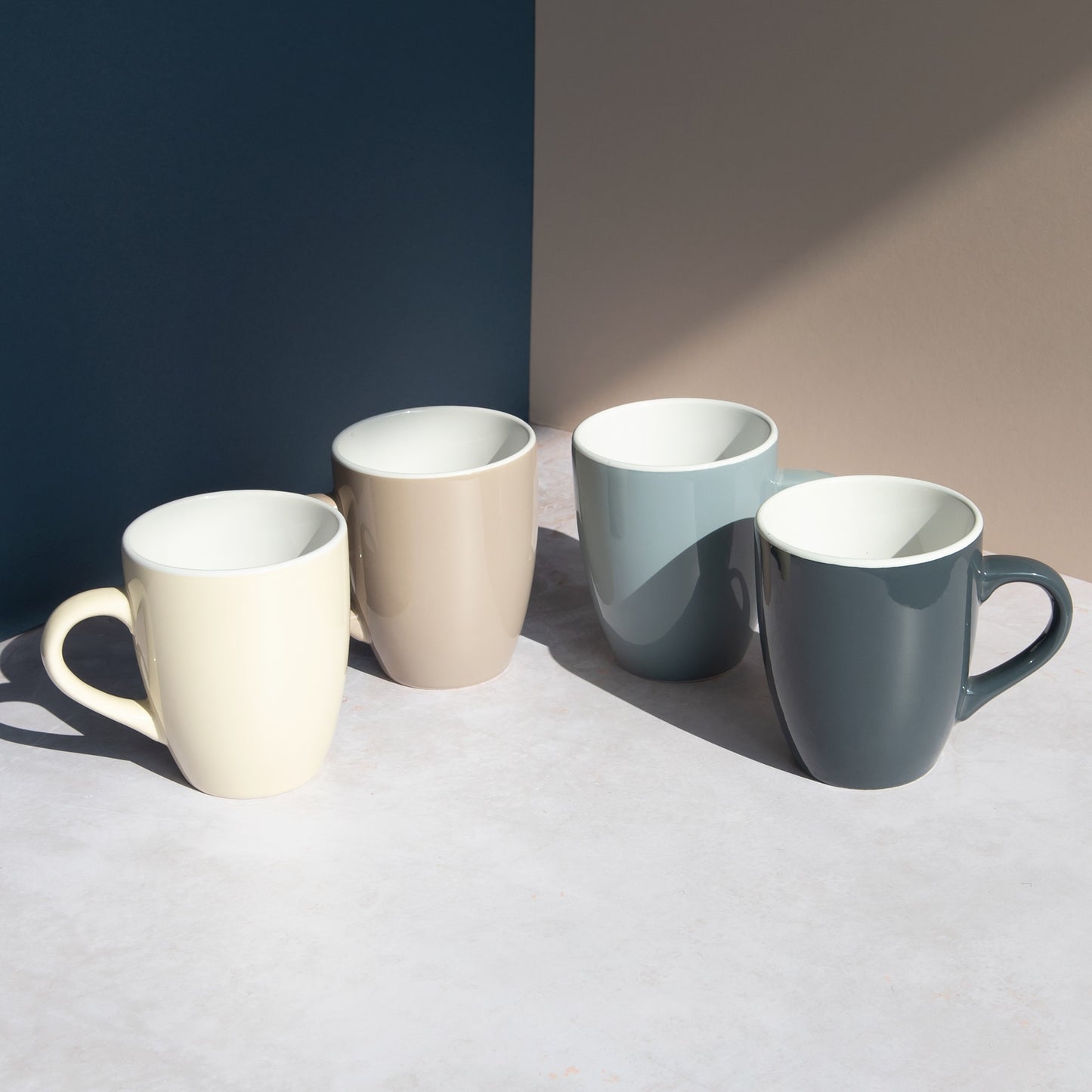 Set of 4 Assorted Stoneware Mugs 340ml Capacity