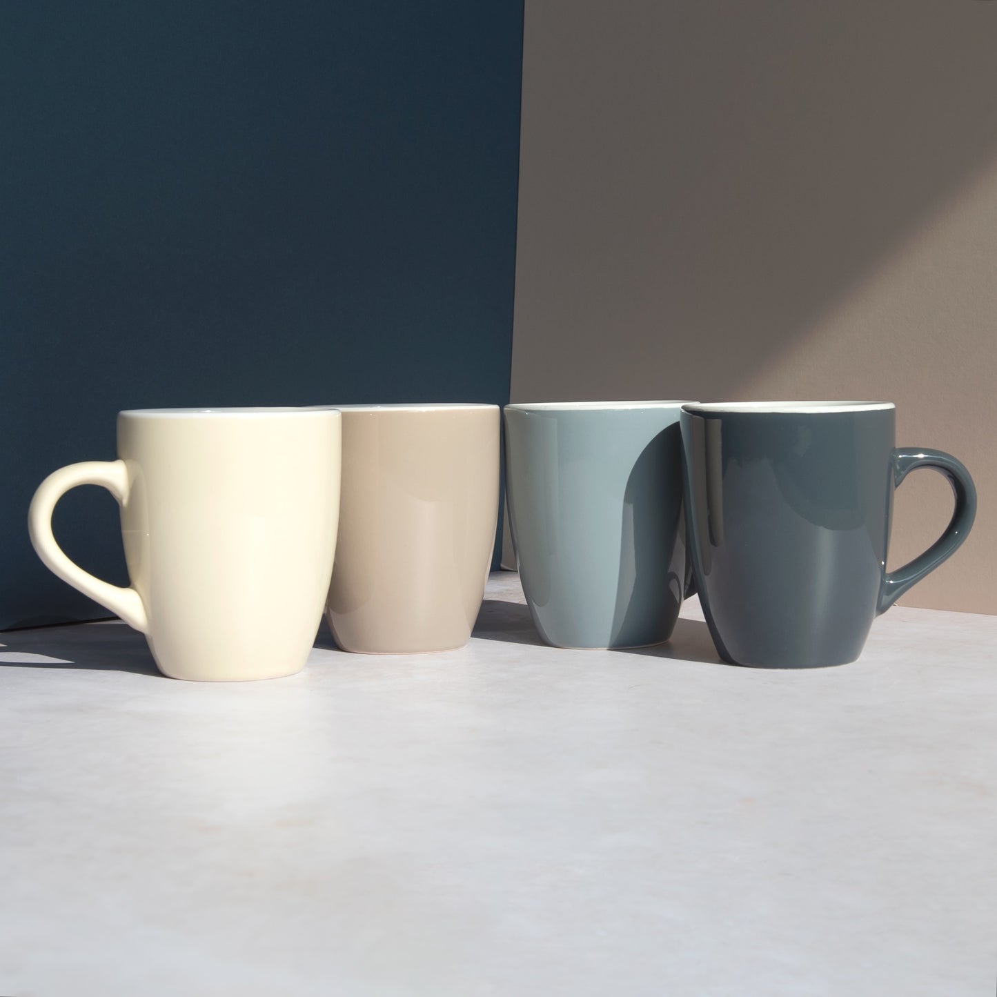 Set of 4 Assorted Stoneware Mugs 340ml Capacity