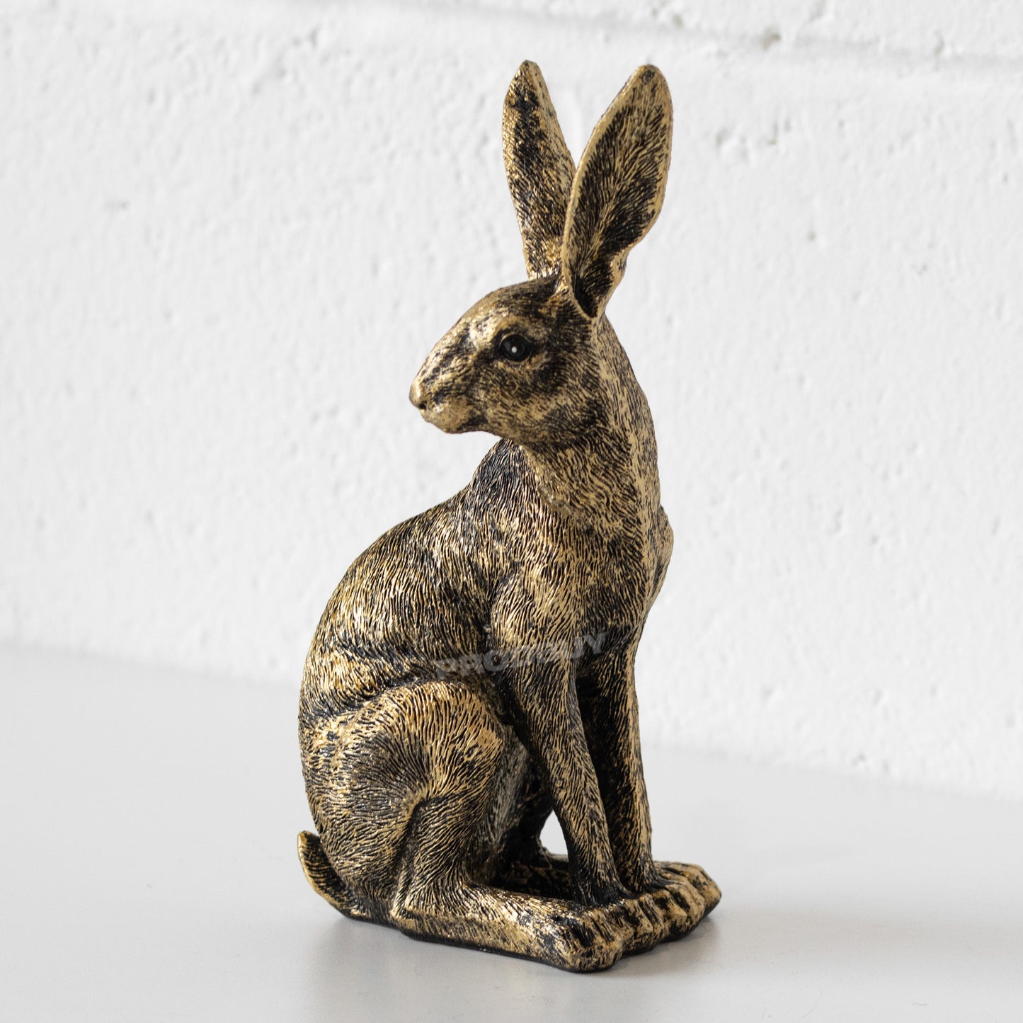 Sitting Up Hare 21cm Resin Ornament