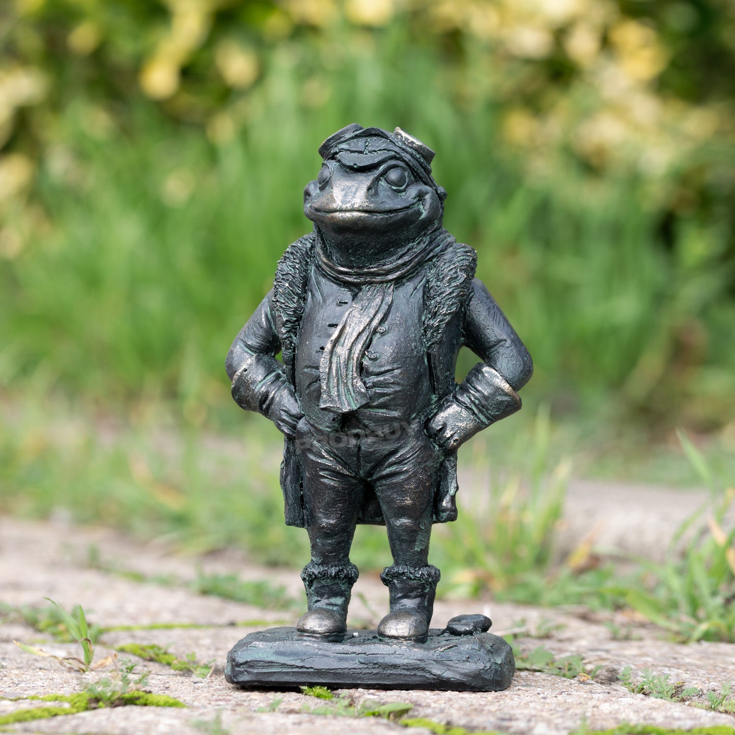 Mr Toad Ornament Posing Ready For Adventure