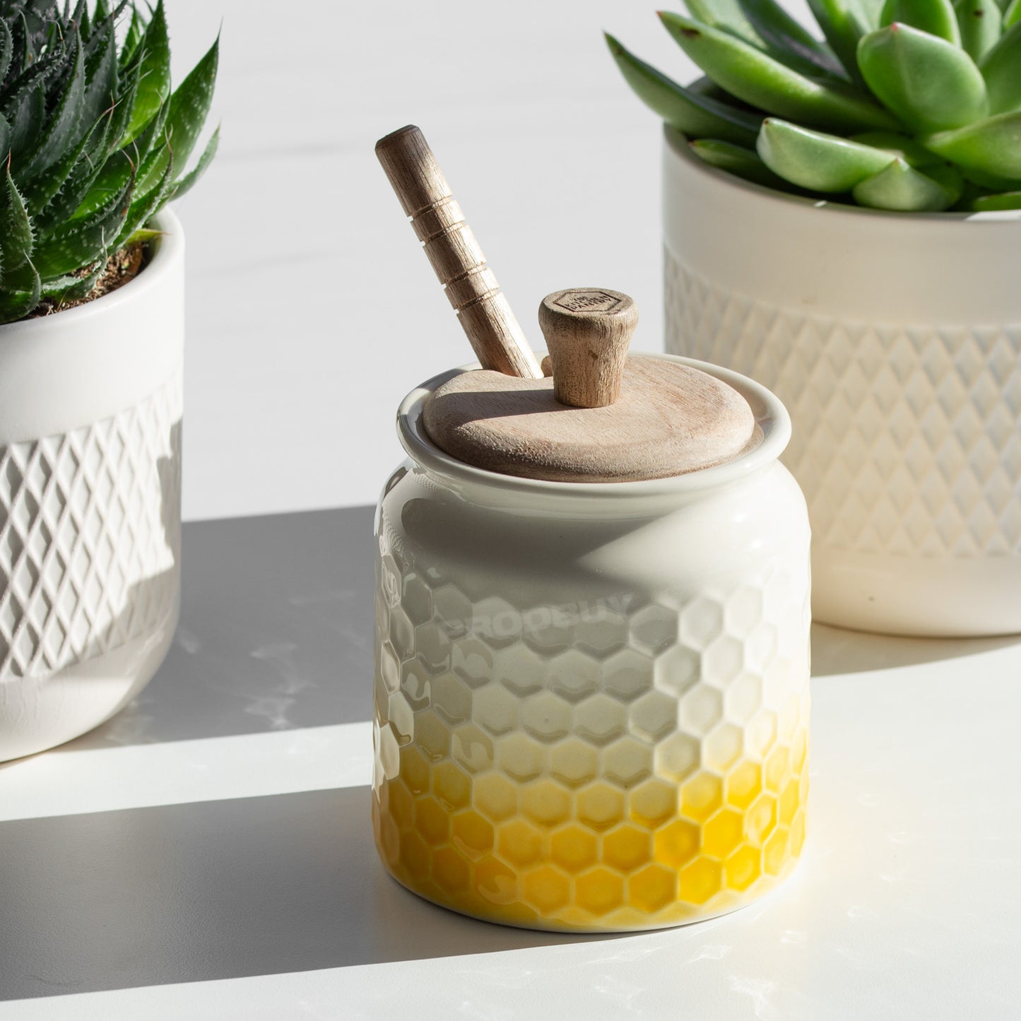 Honeycomb Honey Pot with Wooden Lid and Dipper