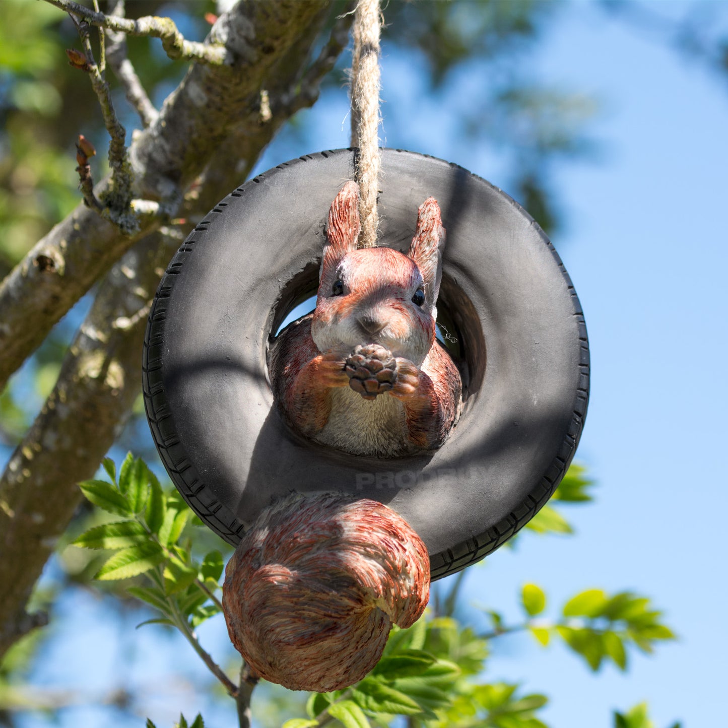 Squirrel In Tyre Resin Hanging Garden Ornament