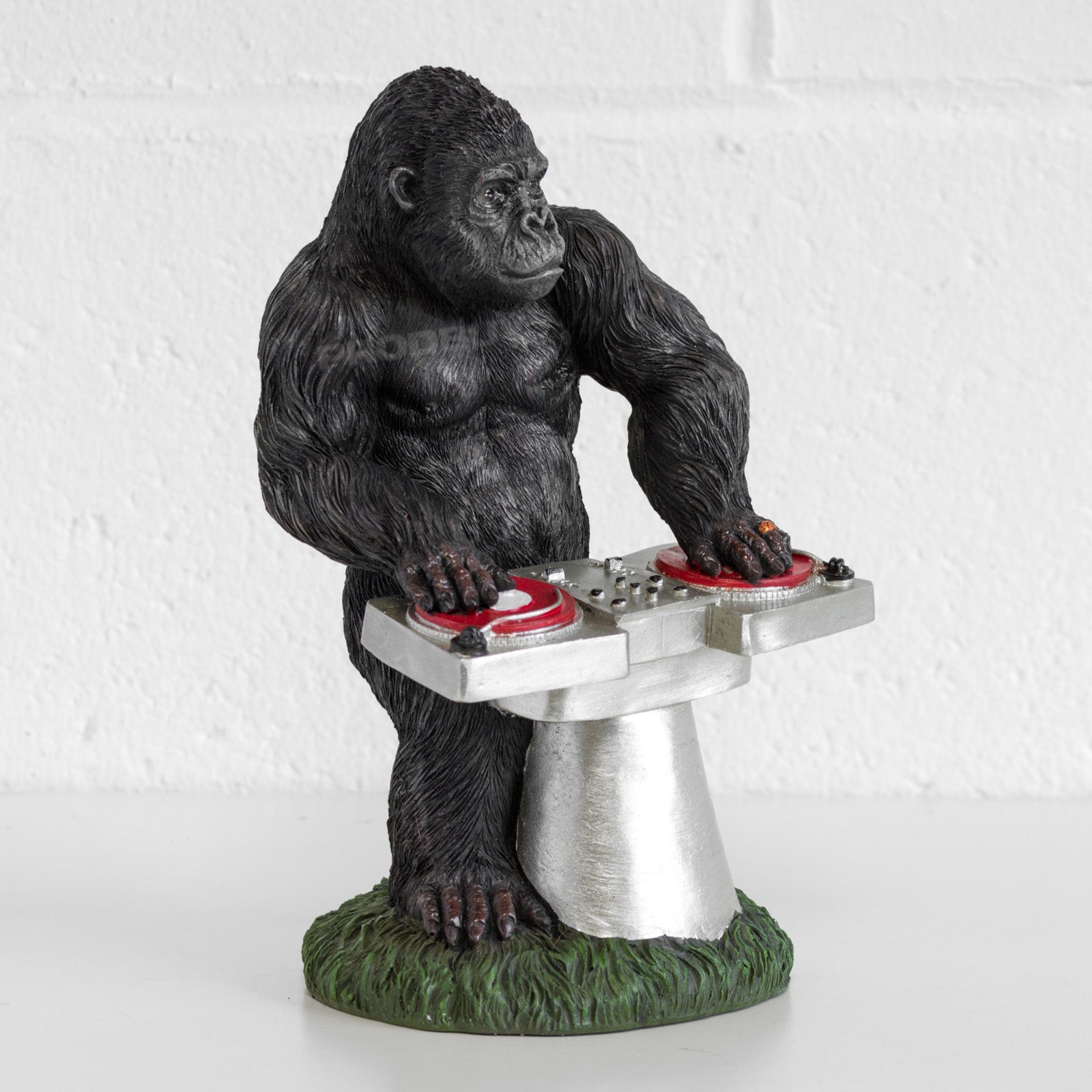 Gorilla Statue Bronze Finish | Monkey Ape Indoor + Garden Decoration  Ornament