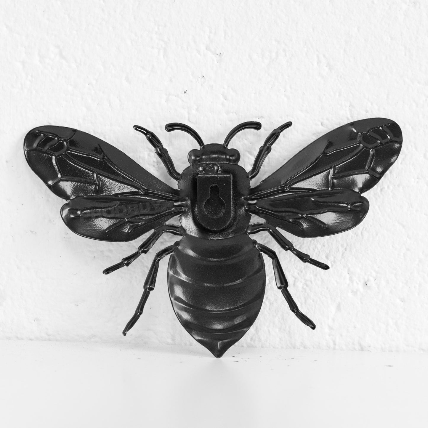 Pack of 3 Metal Bee Wall Art Decorations