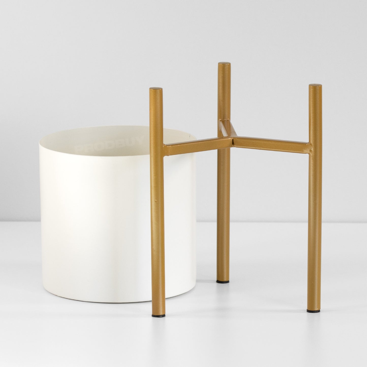 Set of 2 x off White Metal Plant Pot Covers with Metal Stands