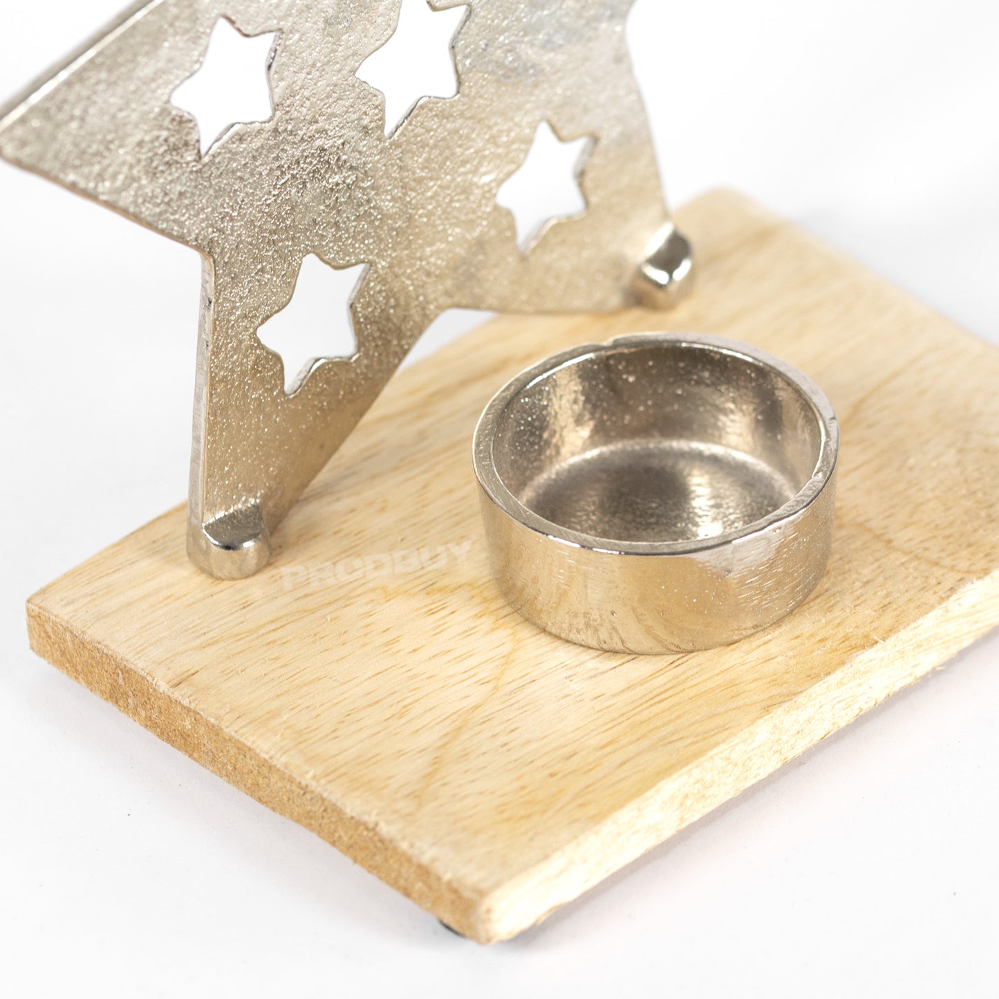 Free-standing Metal Star Tealight Candle Holder