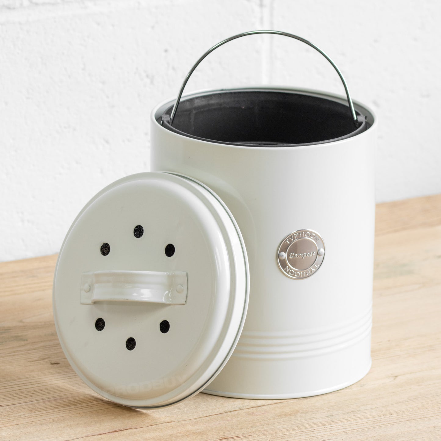 Retro Cream Compost Caddy Food Waste Bin