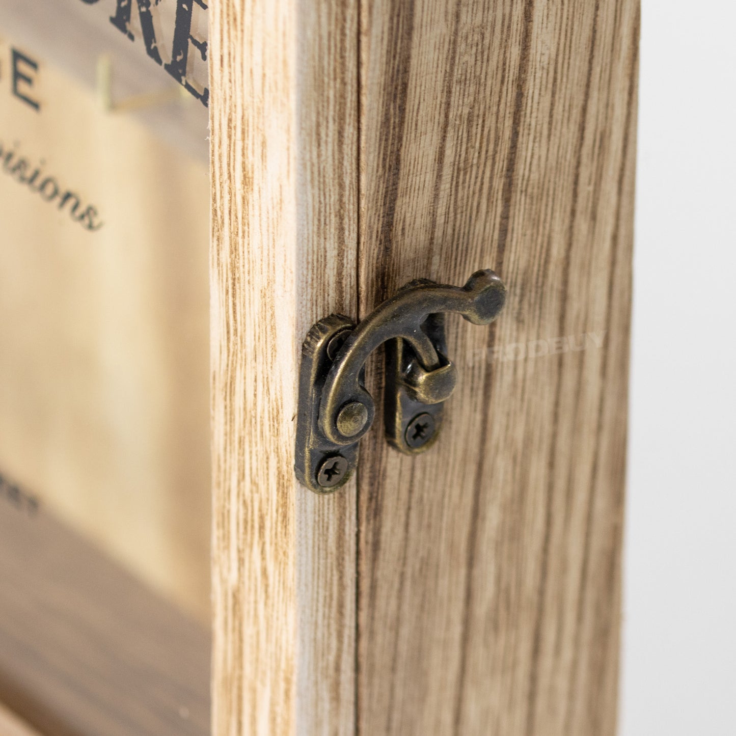 General Store Key Storage Cabinet with 6 Internal Hooks