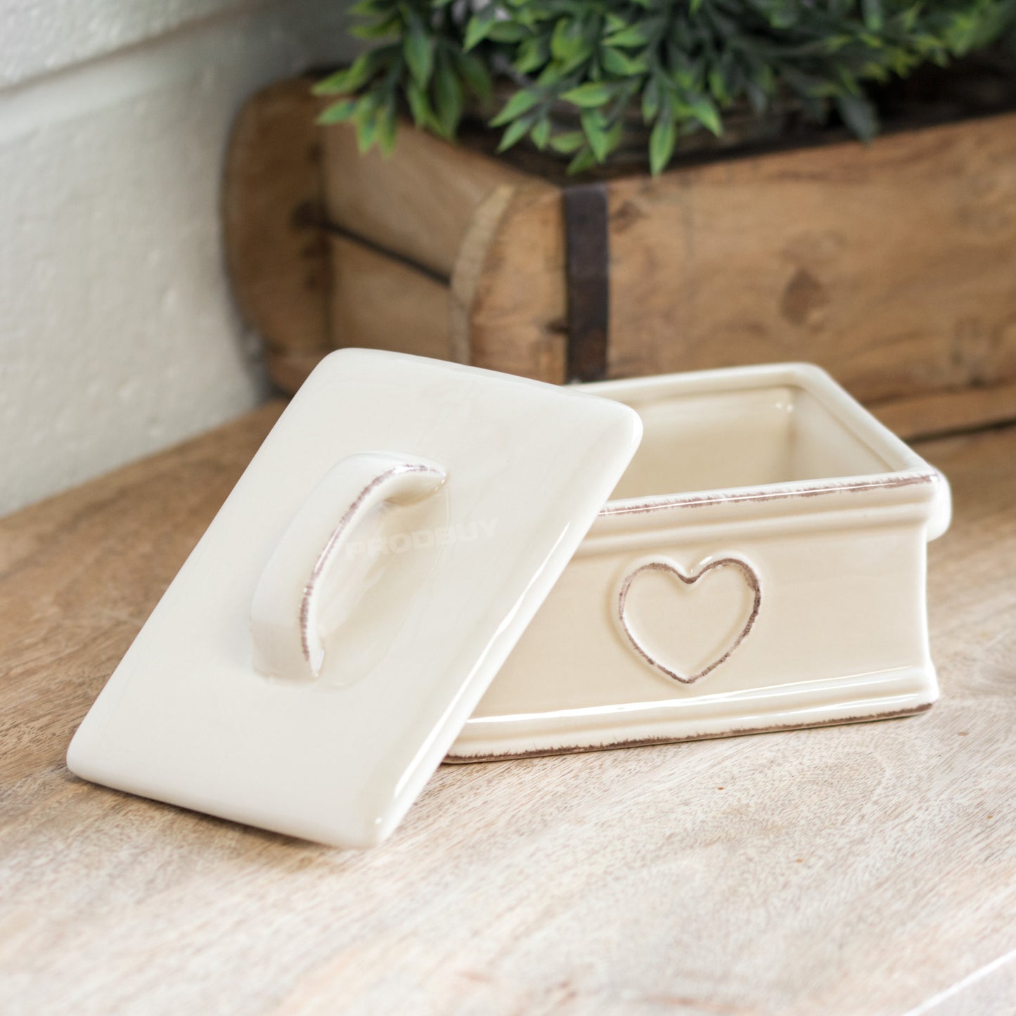 Heart Pattern Cream Ceramic Butter Dish with Lid