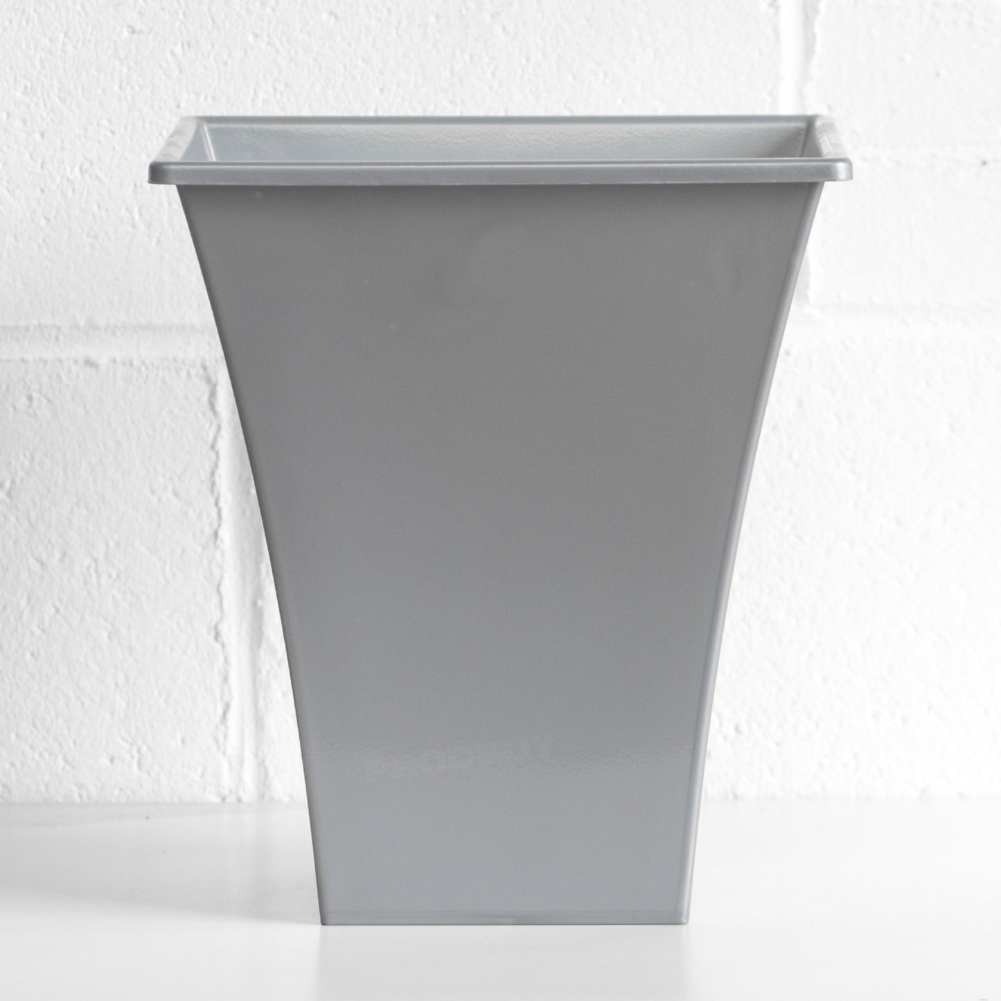 Set of 2 Silver Plastic 28cm Square Garden Planter Pots