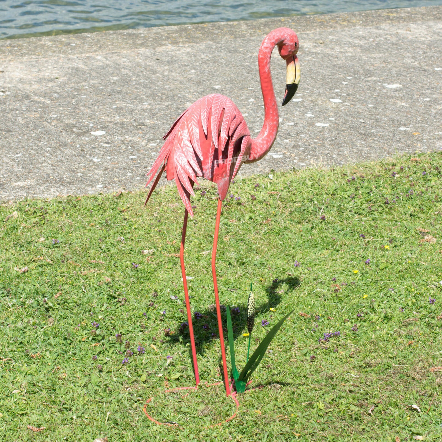 Metal Pink Flamingo Outdoor 72.5cm Garden Ornament