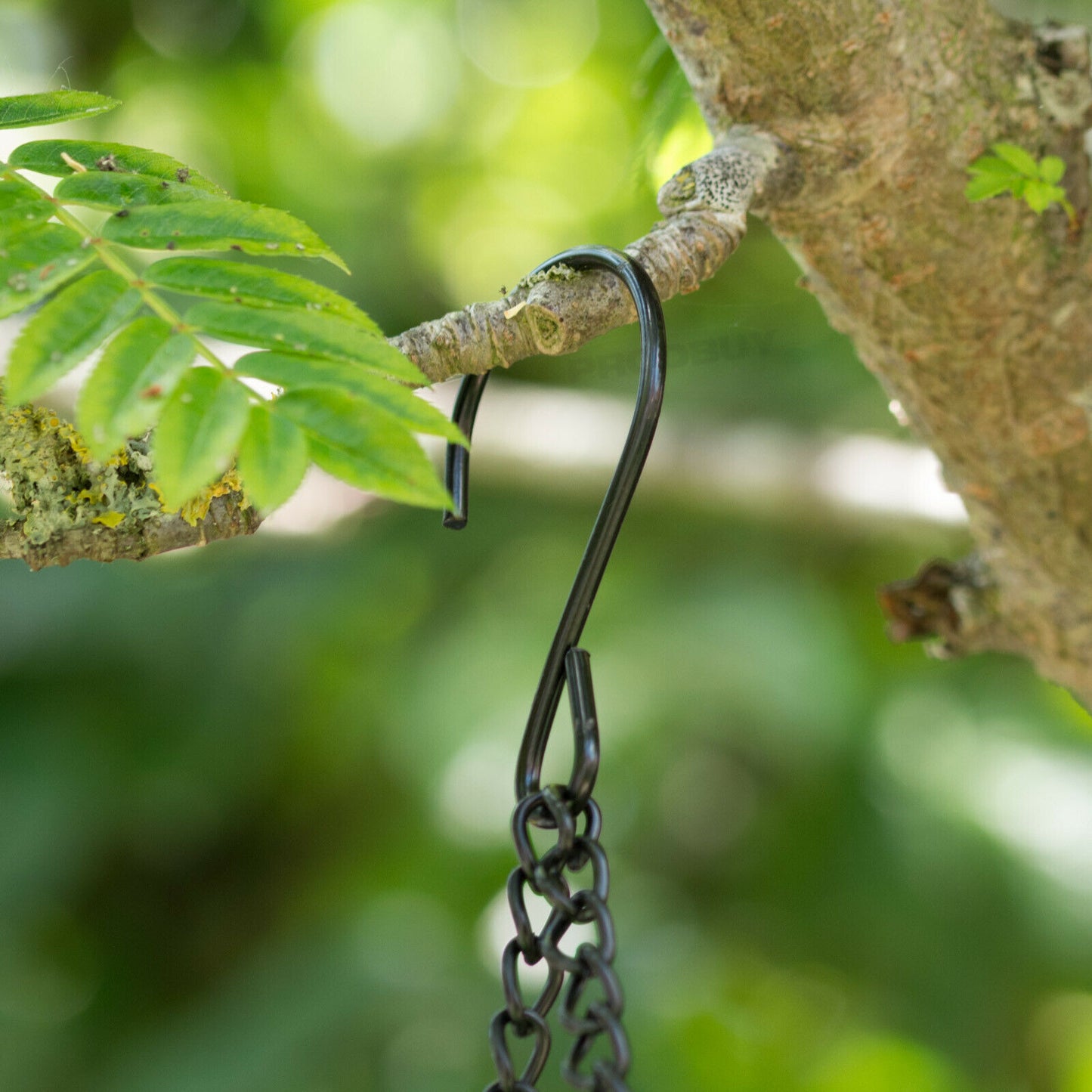 'Welcome' Caravan Tree Hanging Bird House