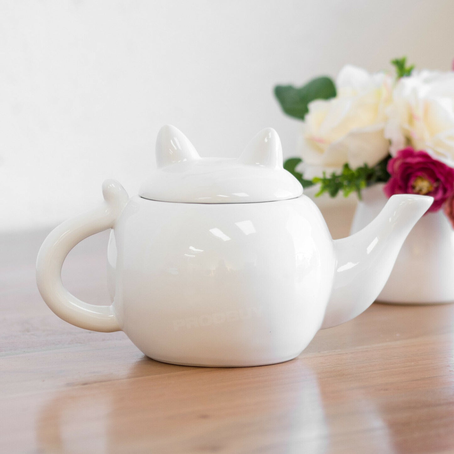 White Kitty Cat Teapot Small Ceramic 800ml