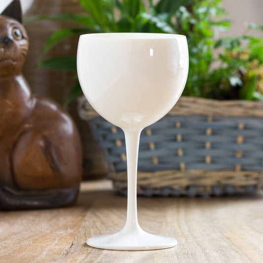 Set of 4 White Plastic Wine Glasses Gin Balloons