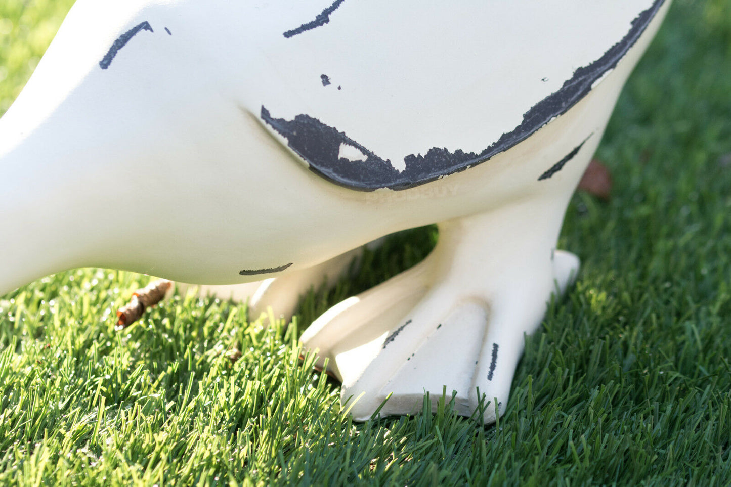 White Drinking Garden Duck Ornament