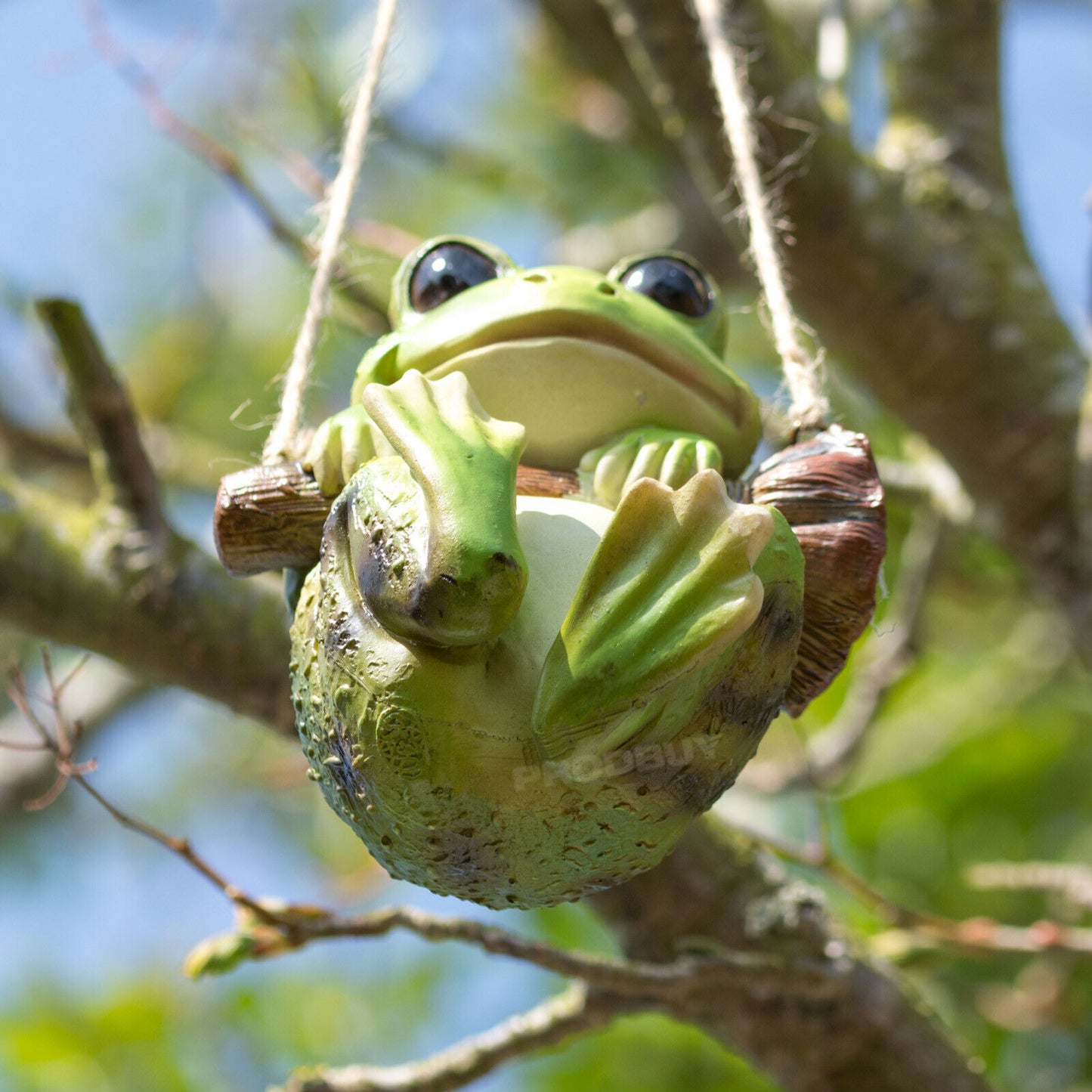 Small Hanging Frog Garden Ornament