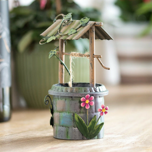 Small Wishing Well Secret Fairy Garden Ornament