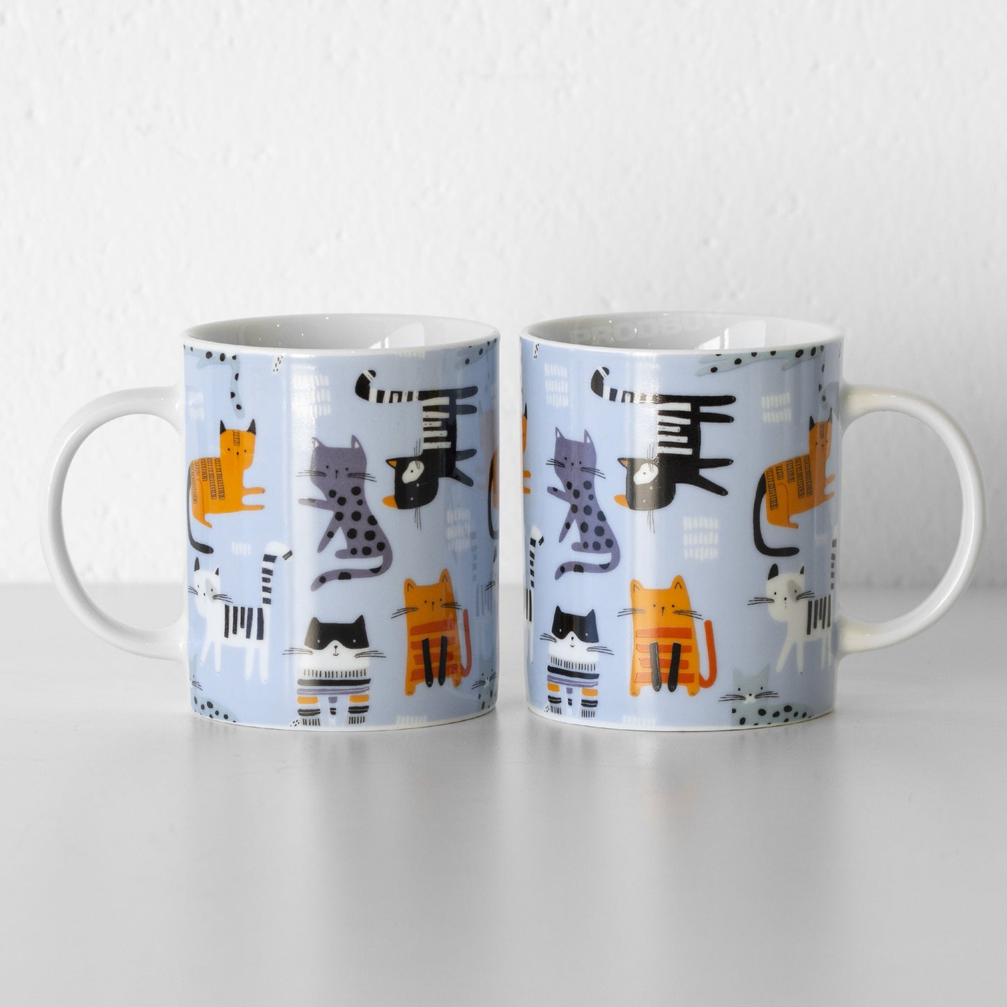 Set of 2 Cute Cats Porcelain Coffee Mugs