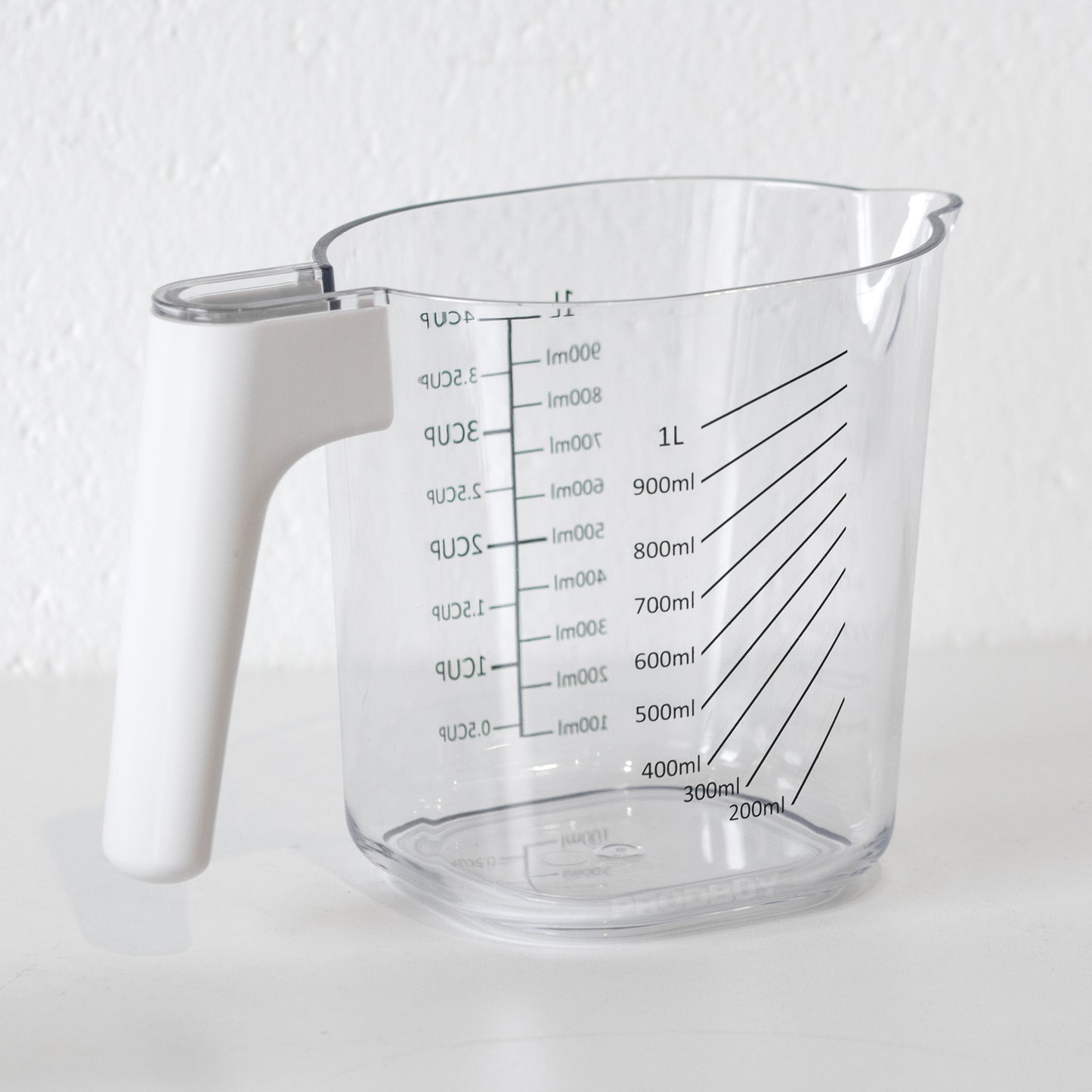 Small 1 Litre Plastic Measuring Jug with Spoons