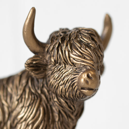 Standing Highland Cow Bronze Resin Ornament 12.5cm