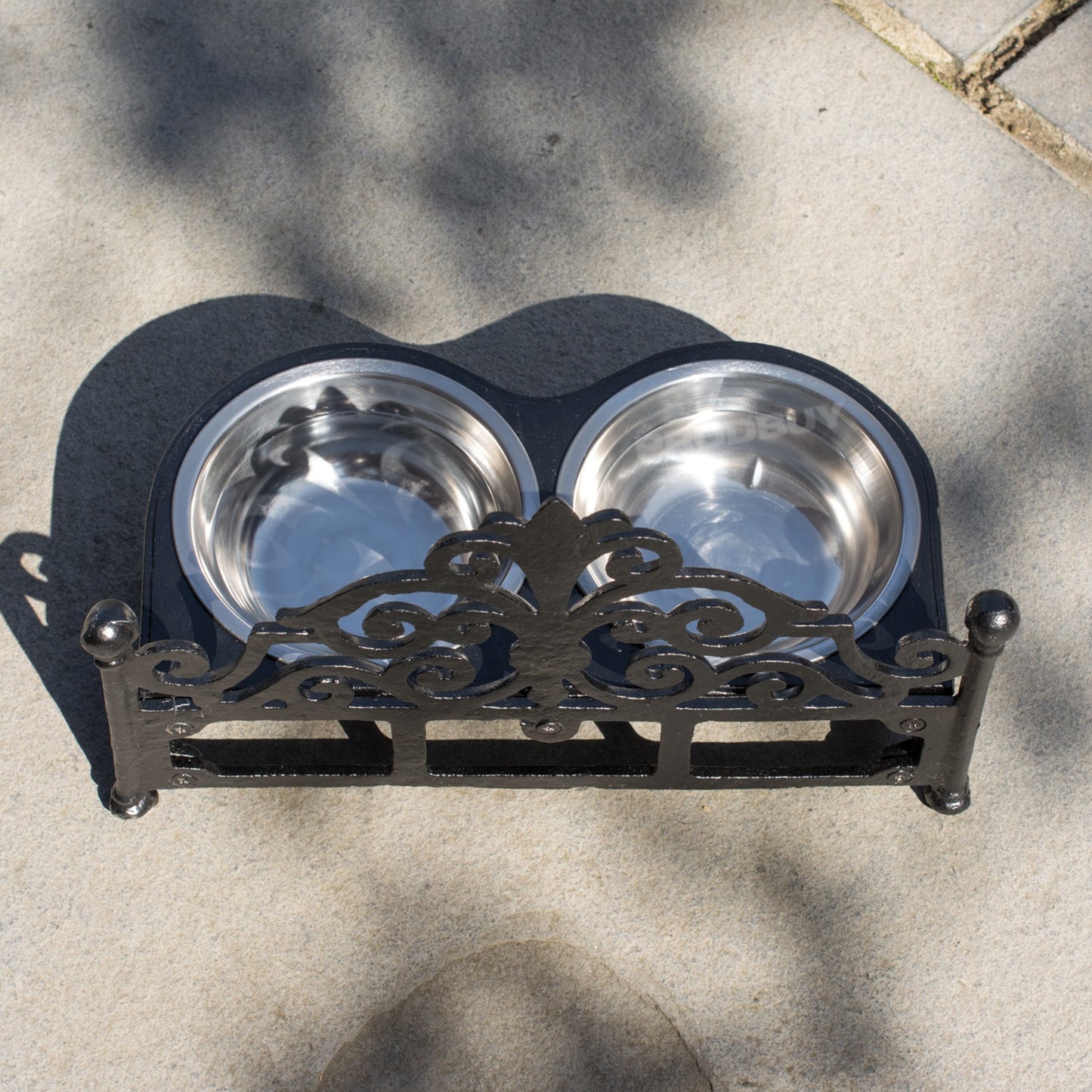 Cast Iron Dual Pet Food Stand with 2 Small Bowls