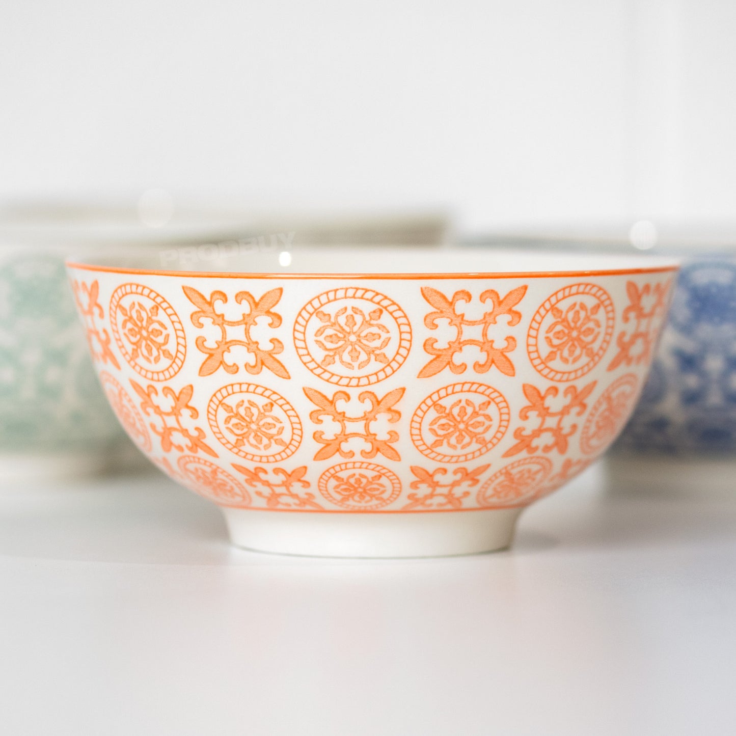 Set of 4 Ceramic Bowls with Vintage Style Pattern