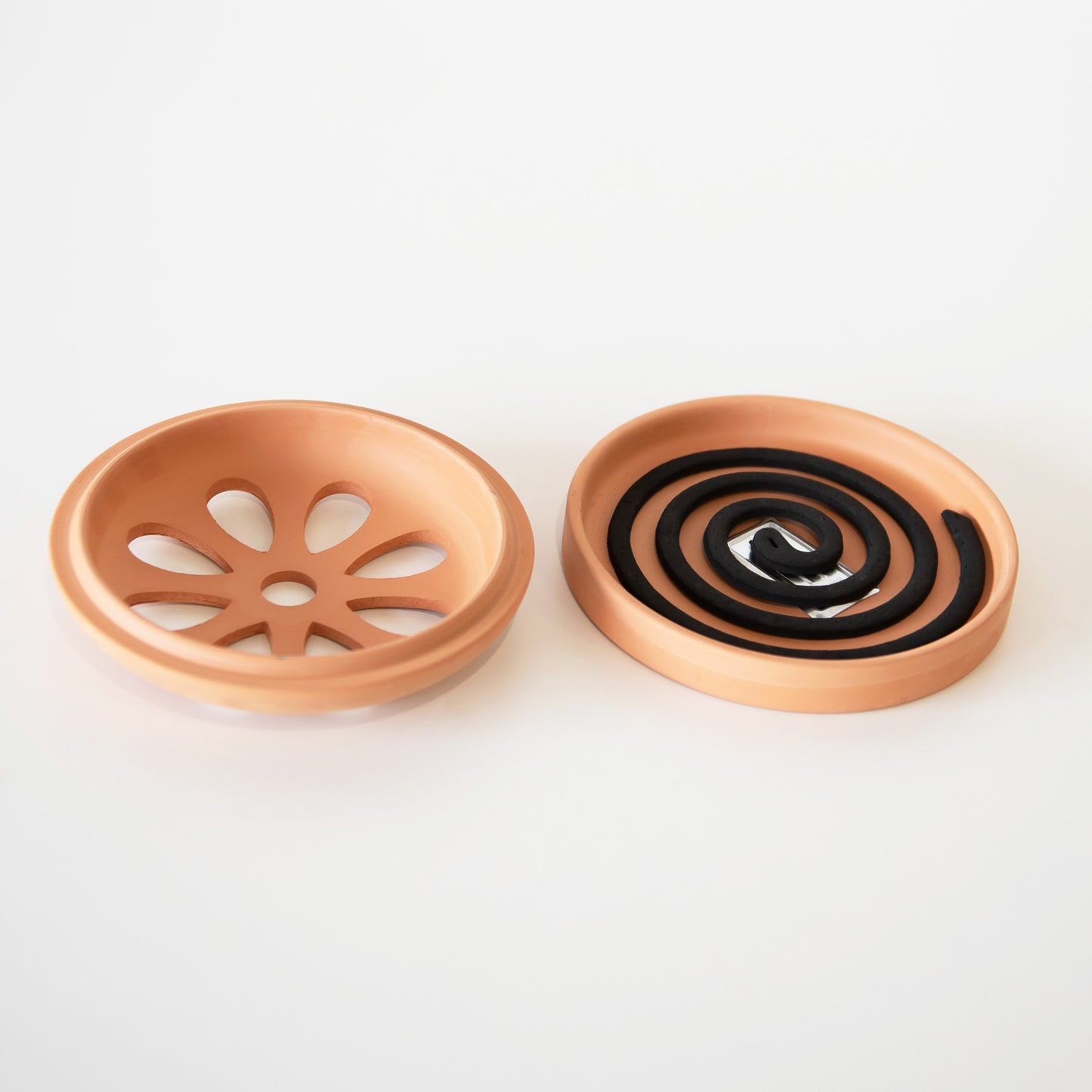 Set of 2 Terracotta Coil Burners with Citronella Coils
