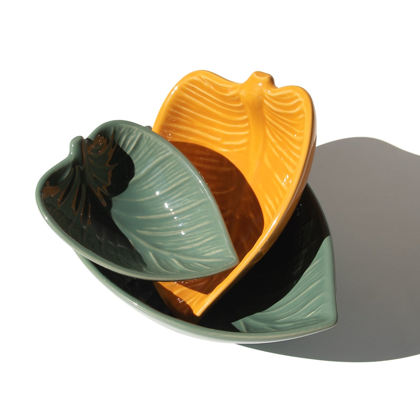Set of 3 Small Ceramic Leaf Shaped Snack Bowls