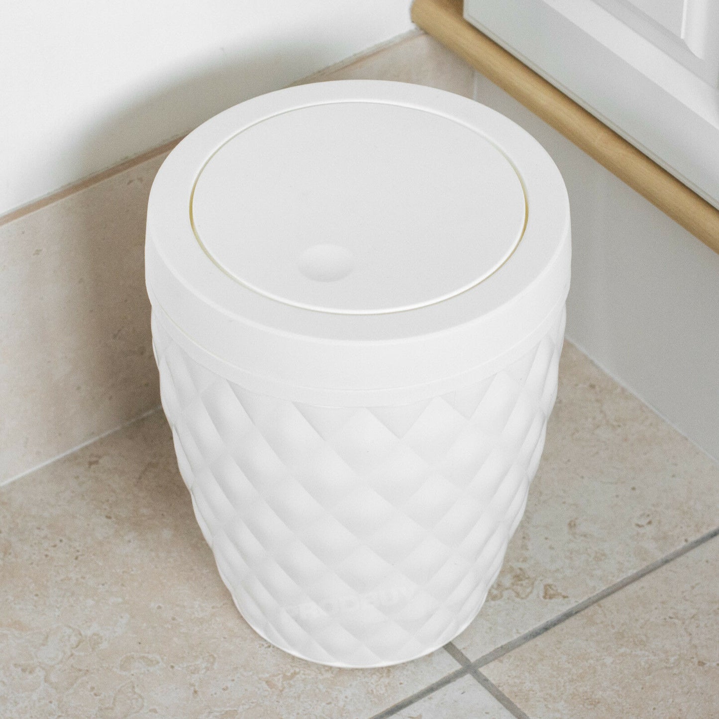 White Plastic 5 Litre Diamond Bathroom Bin Swing Lid