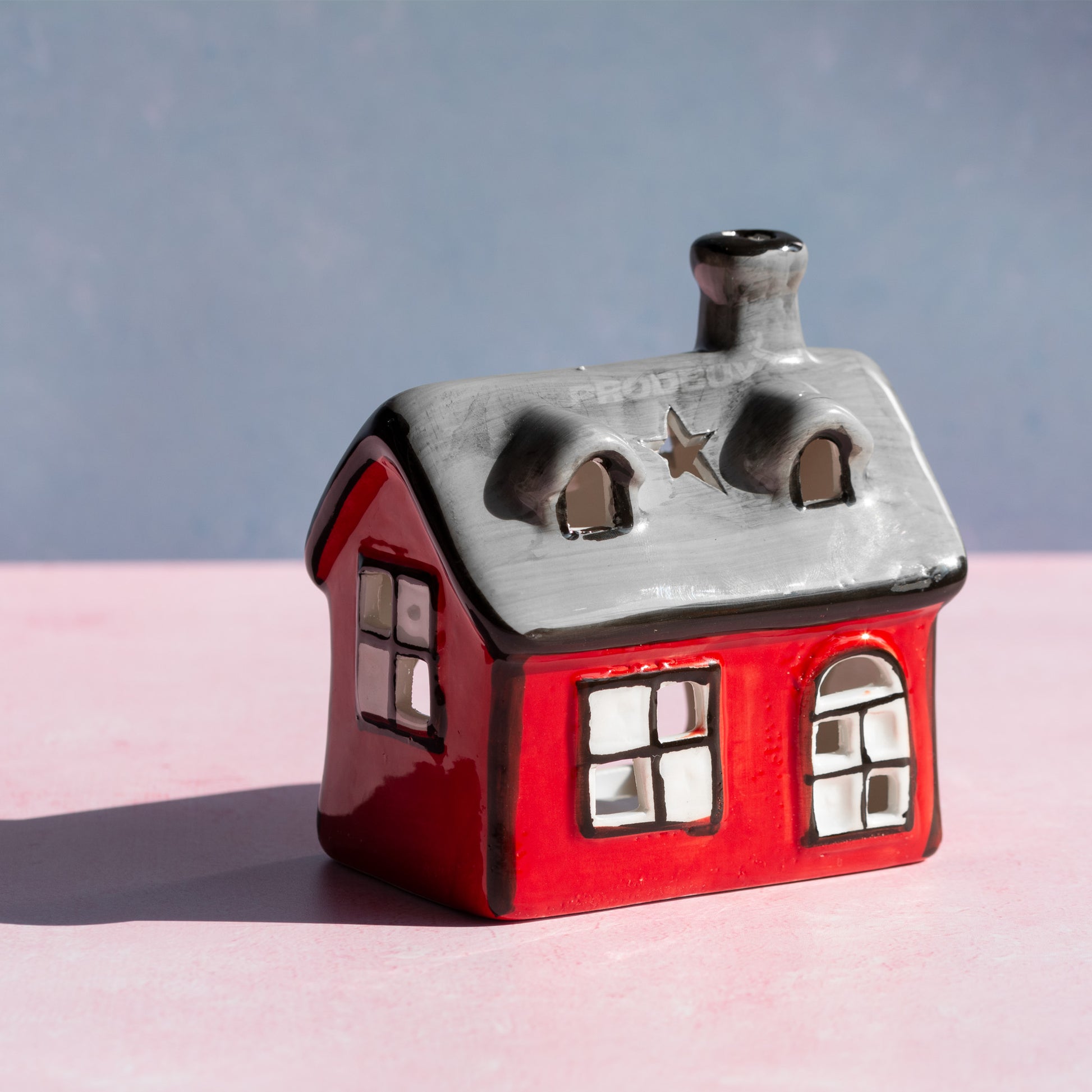 ceramic SMALL RED HOUSE WITH LIGHT