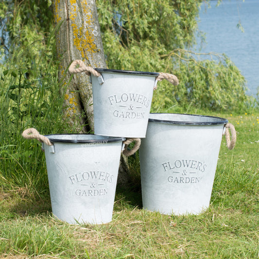 Set of 3 Round Retro Metal Garden Planters